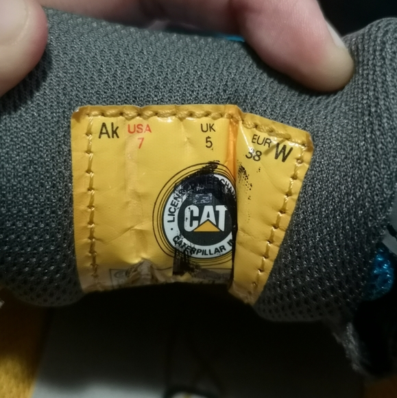CAT Work Shoes - Picture 6 of 6